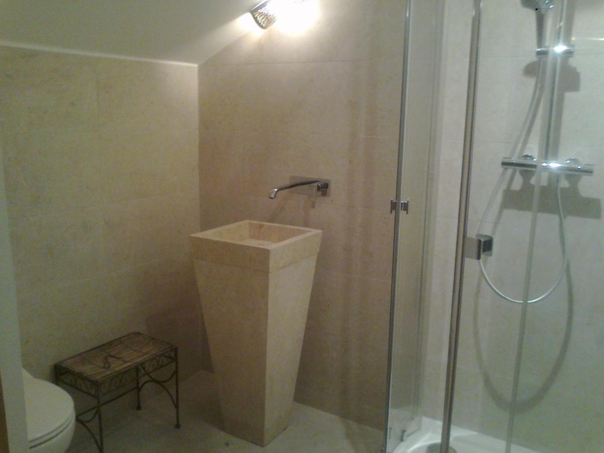 Chambres Des Eaux 29 "Mousseline" Sarcey Экстерьер фото